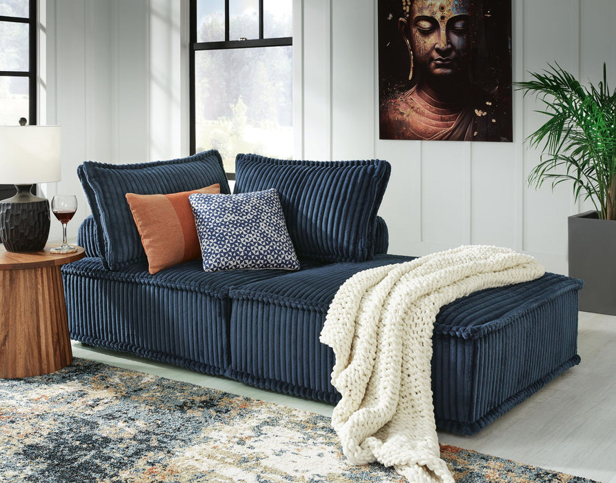 Bales - Sectional