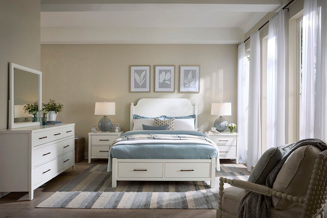 Pure Maple - Poster Storage Bed