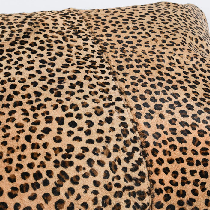 Leopard - 20" x 20" Pillow - Camel / Black
