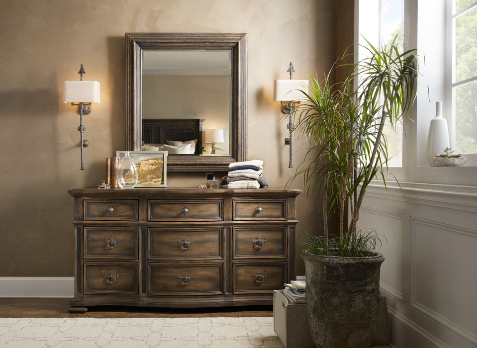Hill Country - Williamson 9-Drawer Dresser - Dark Brown