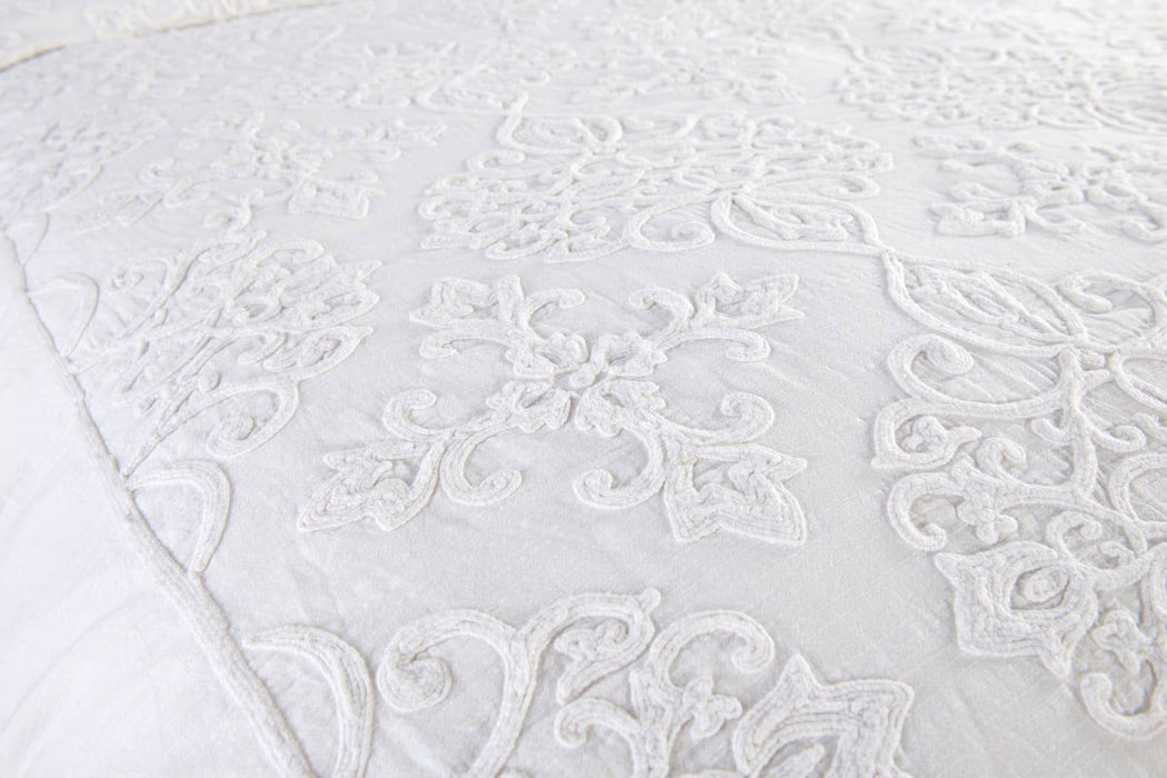 Reagan - Duvet King Collection - Ivory/White