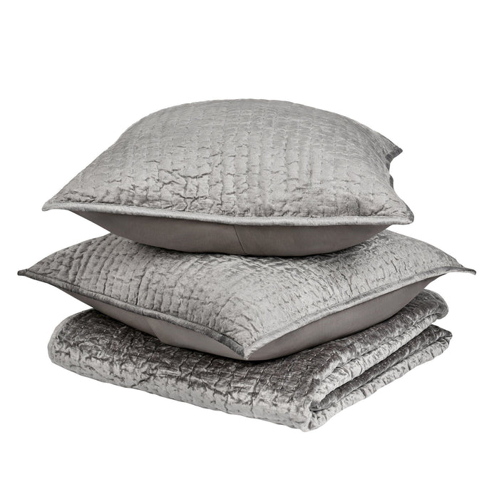 Bari - Velvet Quilt