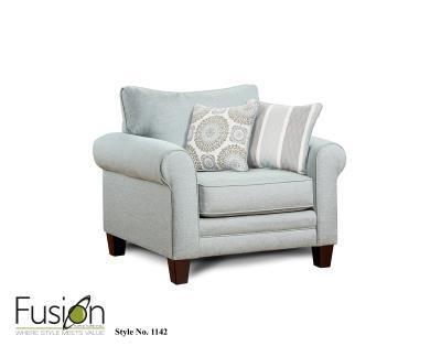 1140 Grande Mist Chair 1/2