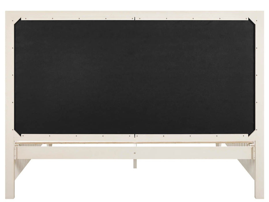 Birchaven - Upholstered Bed