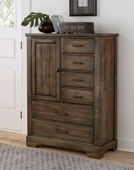 Cool Rustic - Standing Chest